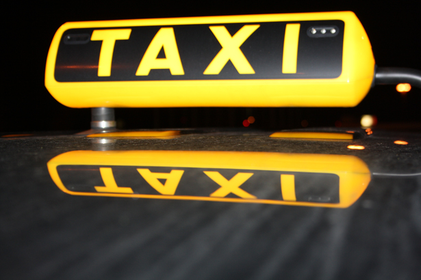 Само едно нарушение при таксиджиите в Самоков и Боровец