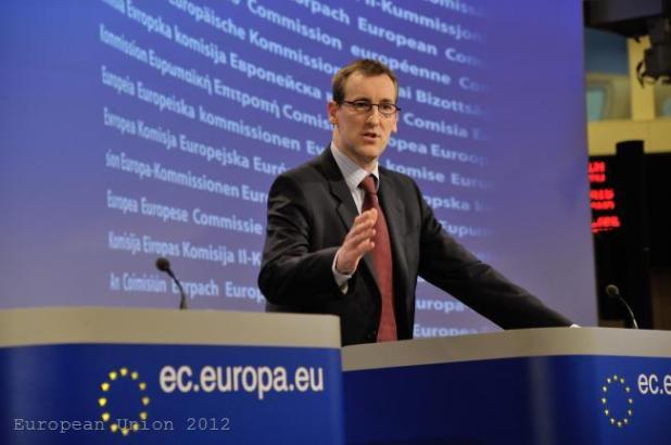 Марк Грей: Европейската комисия следи от седмици скандала с подслушванията