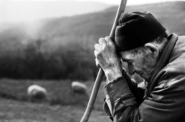 Българите най-бедни и с най-висока смъртност в Европа