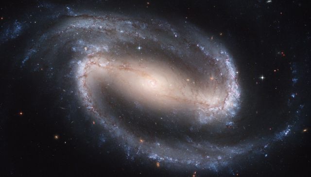 Спираловидна галактика в съзвездието Хидра е заснел телескопът „Хъбъл“