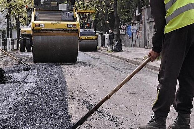 Фирма „Трейс” обжалва обществената поръчка за асфалтирането на улиците