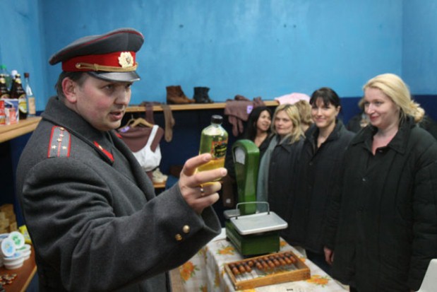 Русия обявява одеколона за алкохолна напитка