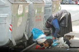 „Бедни срещу бедни“ – над 2,5 милиона българи живеят в лишения