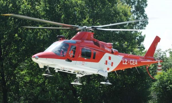 Тежко пострадали в Рила парапланеристи са спасени отново с хеликоптер