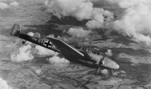 Багерист откри свален самолет от Втората световна война край село Марица