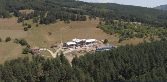 Строи ли Румен Гайтански-Вълкът хотелски комплекс в държавни гори край Самоков с пари от ББР?