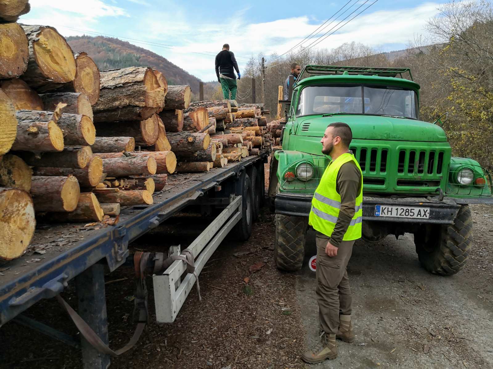 Иновативен фото-регистър повишава контрола върху дърводобива в ЮЗДП