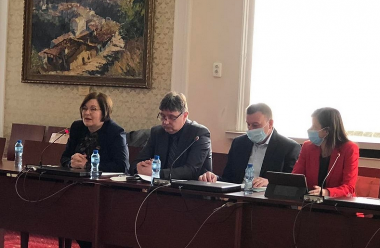 Кметът на Самоков и член на УС на НСОРБ взе участие в среща на Парламентарната комисия по въпроси на труда и социалната политика