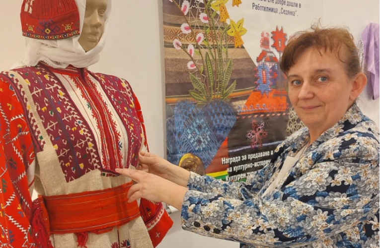 Възстановена от Ани Йовева женска носия на близо три века заплени посетителите на Международното изложение „Културен туризъм“
