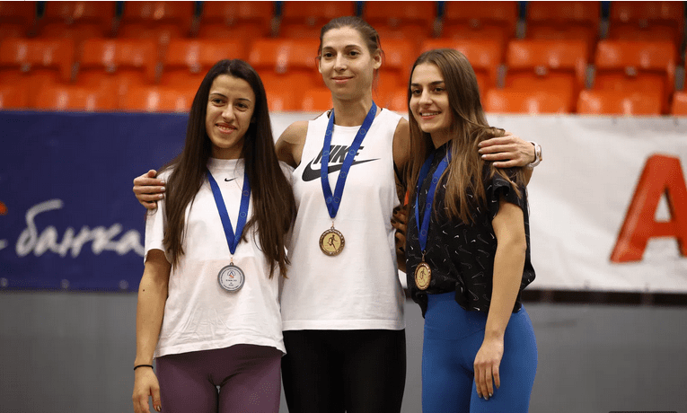 Сребро за Вивиан Кръстева в скок дължина на 52-рия Международен турнир „Академик“