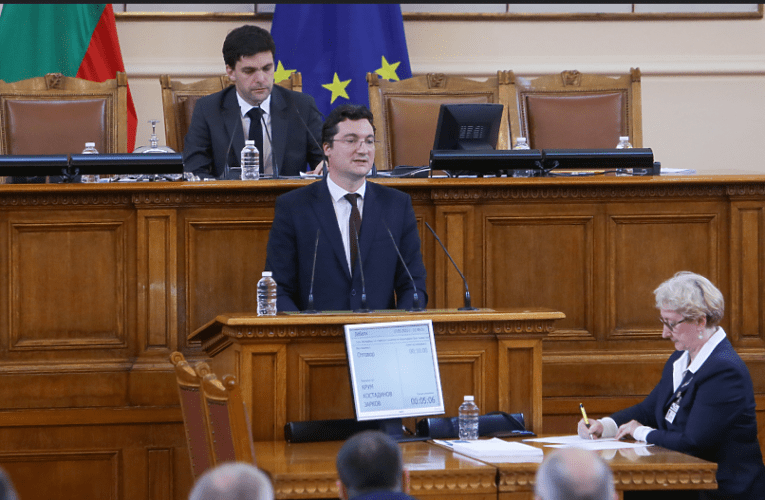 Министър Крум Зарков: ВСС е предоставил вилата в Боровец на прокуратурата