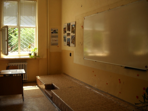 Евростат: Увеличават се  българчета отпаднали от училище – повечето са момичета