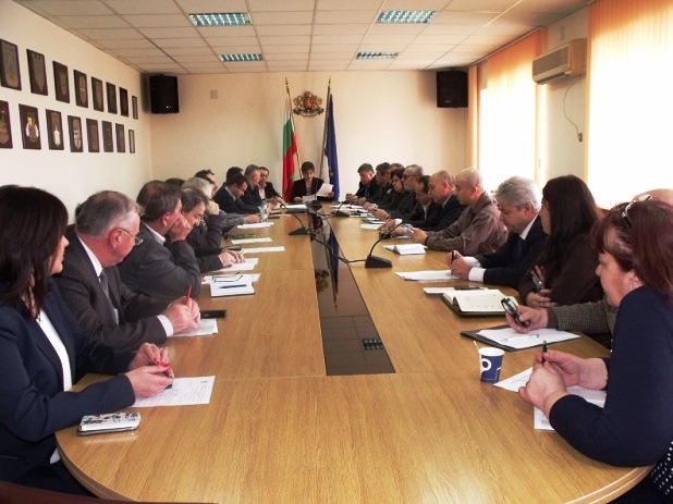 Обсъдиха областния план за защита при бедствия на Софийска област