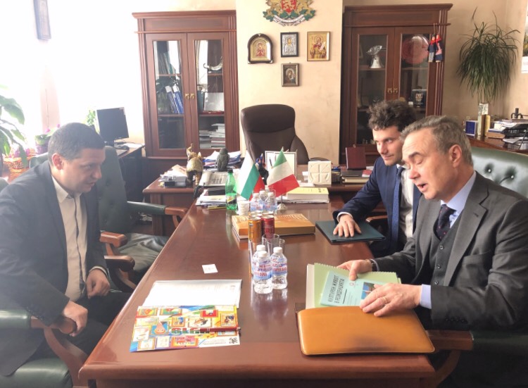 Италианският посланик Н.Пр. Стефано Балди покани Илиан Тодоров на честването на националния празник на Италия