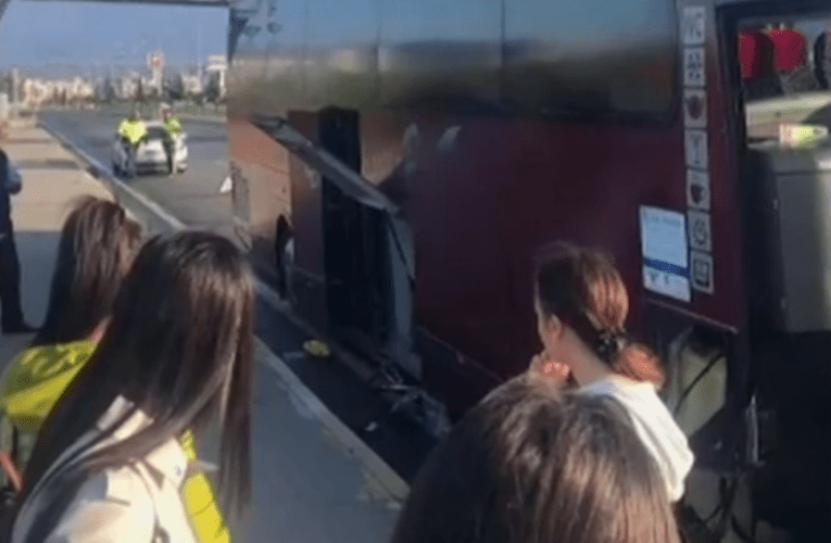 Автобус с абитуриенти от Самоков катастрофира на път за Турция. На връщане  са изоставени в 3,30 часа през нощта в Дупница